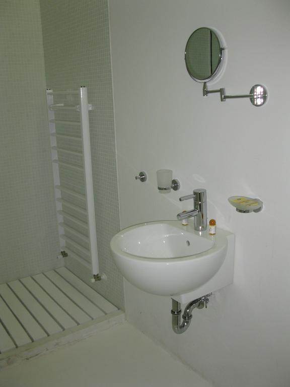 Family Hotel The Body باتاك الغرفة الصورة